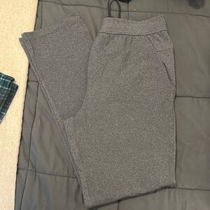 Men’s Lululemon straight leg sweatpants